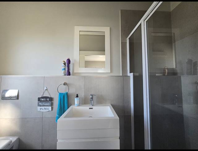 2 BEDROOM APARTMENT TO LET IN MANOR ESTATES